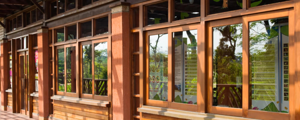 деревянные окна из дерева